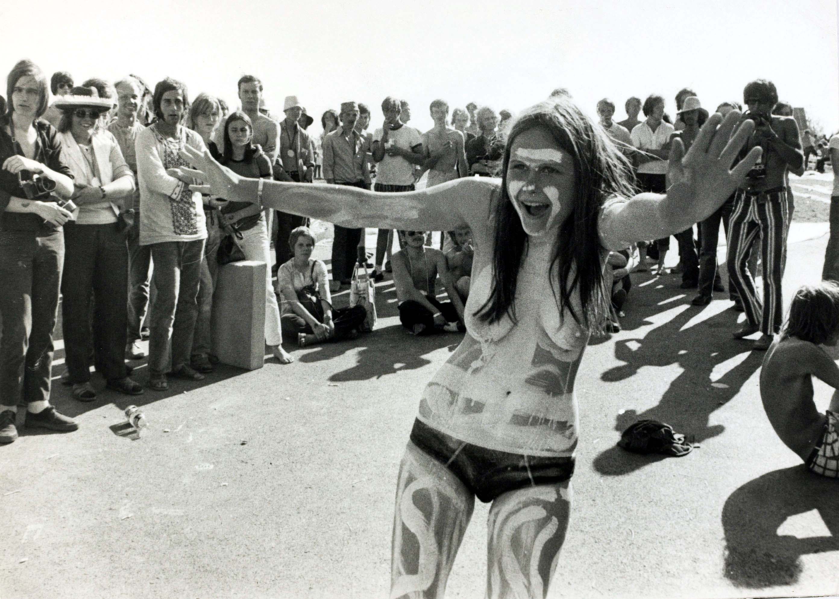 Pictures Of Hippies From The S That Prove That They Were Really