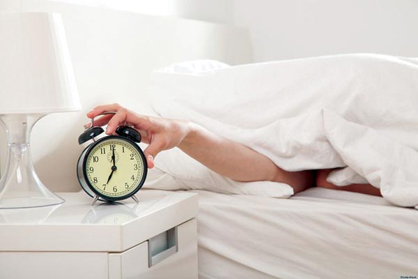 8 Things Every Happy Person Does Before 8 A.M.